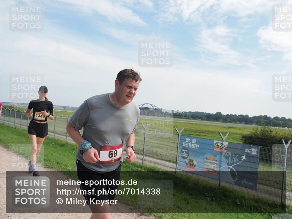 08.09.2024 - Airport Race Miley Keyser http://msf.ph/oto/7014338 08.09.2024 12:35:50 Laufen OLYMPUS, DIGITAL, CAMERA meine-sportfotos.de