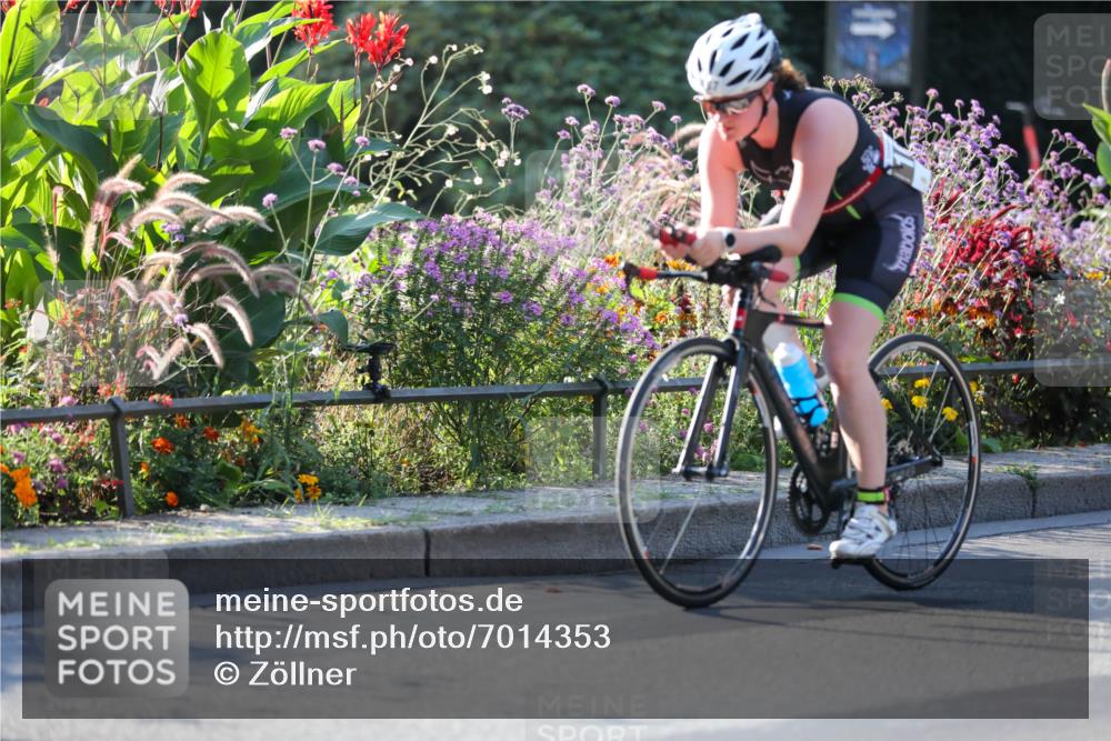 08.09.2024 - Stadtparktriathlon Zöllner http://msf.ph/oto/7014353 08.09.2024 09:18:24 Radfahren 124, 151, 159, 167 meine-sportfotos.de