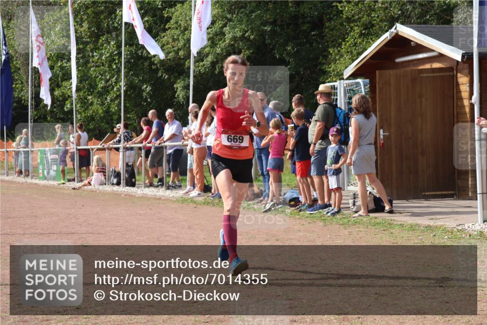 08.09.2024 - Airport Race Strokosch-Dieckow http://msf.ph/oto/7014355 08.09.2024 12:05:56 Ziel 669, 2527, 2557, 2606, 2838, 3058, 3100 meine-sportfotos.de