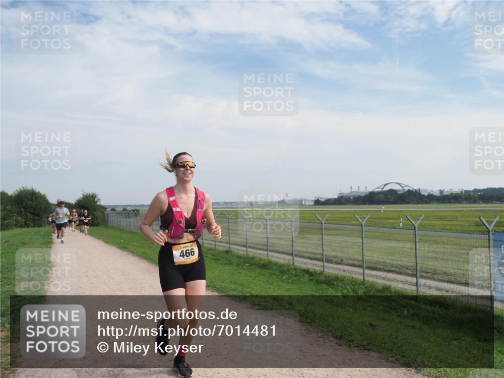 08.09.2024 - Airport Race Miley Keyser http://msf.ph/oto/7014481 08.09.2024 12:36:03 Laufen OLYMPUS, DIGITAL, CAMERA meine-sportfotos.de