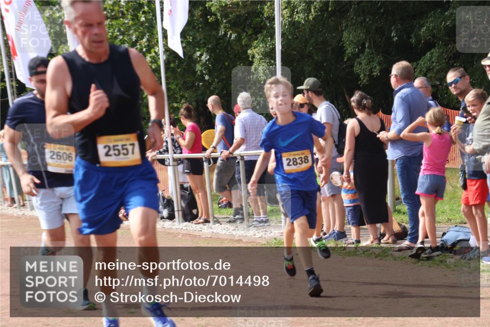 08.09.2024 - Airport Race Strokosch-Dieckow http://msf.ph/oto/7014498 08.09.2024 12:06:03 Ziel 582, 2557, 2606, 2838, 3058, 3099, 3100, 3129 meine-sportfotos.de