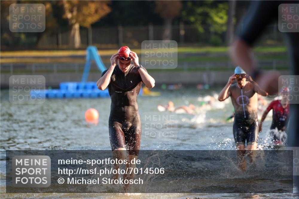 08.09.2024 - Stadtparktriathlon Michael Strokosch http://msf.ph/oto/7014506 08.09.2024 08:46:07 Schwimmen 5, 32, 38, 51 meine-sportfotos.de