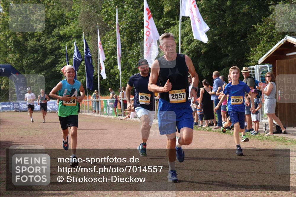 08.09.2024 - Airport Race Strokosch-Dieckow http://msf.ph/oto/7014557 08.09.2024 12:06:03 Ziel 582, 2557, 2606, 2838, 3058, 3099, 3100, 3129 meine-sportfotos.de