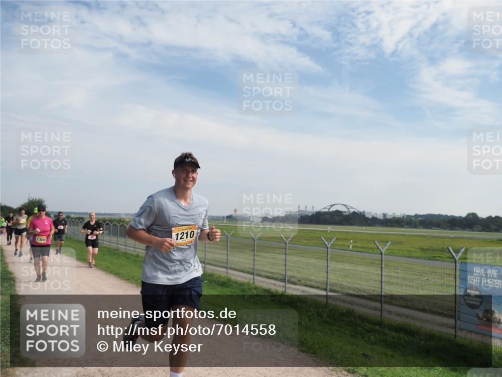 08.09.2024 - Airport Race Miley Keyser http://msf.ph/oto/7014558 08.09.2024 12:36:10 Laufen OLYMPUS, DIGITAL, CAMERA meine-sportfotos.de
