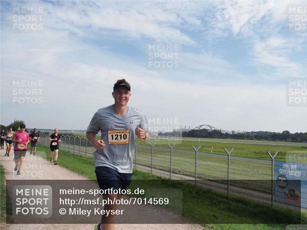 08.09.2024 - Airport Race Miley Keyser http://msf.ph/oto/7014569 08.09.2024 12:36:11 Laufen OLYMPUS, DIGITAL, CAMERA meine-sportfotos.de
