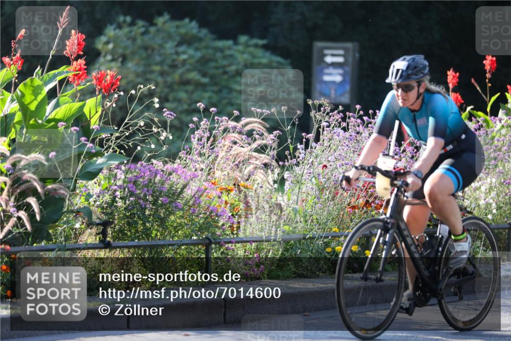 08.09.2024 - Stadtparktriathlon Zöllner http://msf.ph/oto/7014600 08.09.2024 09:20:22 Radfahren 145, 165, 180 meine-sportfotos.de