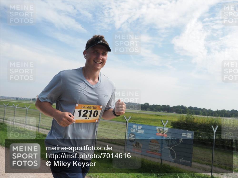 08.09.2024 - Airport Race Miley Keyser http://msf.ph/oto/7014616 08.09.2024 12:36:11 Laufen OLYMPUS, DIGITAL, CAMERA meine-sportfotos.de
