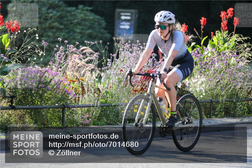 08.09.2024 - Stadtparktriathlon Zöllner http://msf.ph/oto/7014680 08.09.2024 09:21:10 Radfahren 14, 52, 143, 162, 166, 168 meine-sportfotos.de