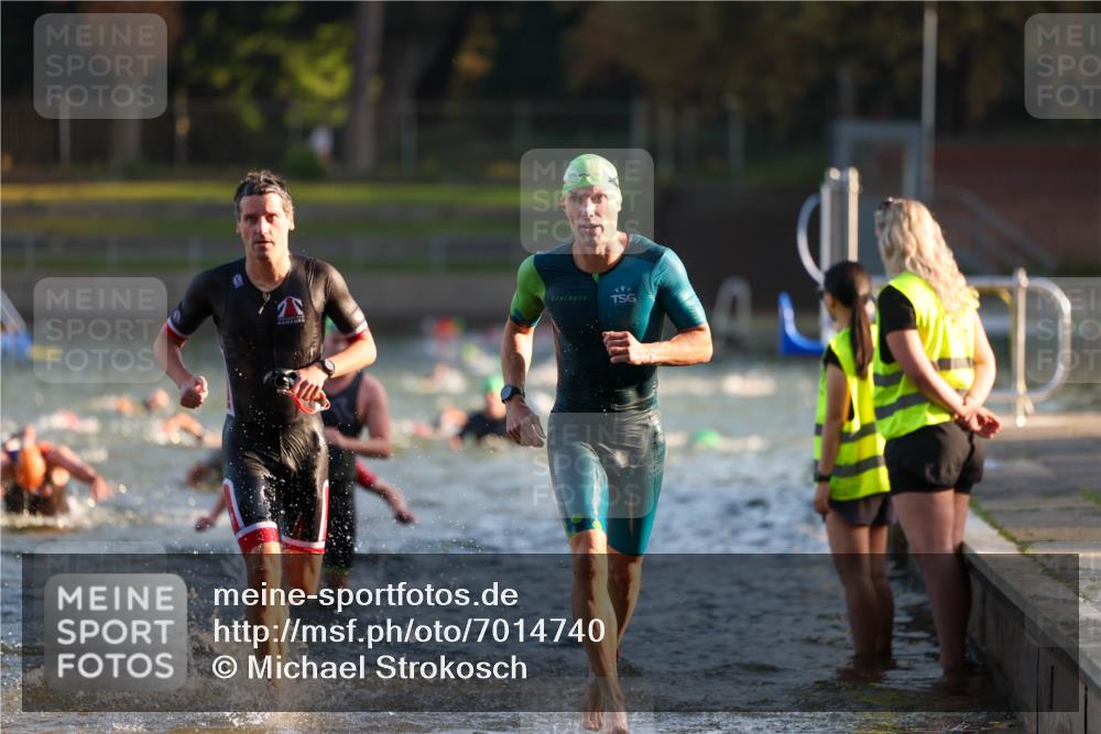 08.09.2024 - Stadtparktriathlon Michael Strokosch http://msf.ph/oto/7014740 08.09.2024 08:46:25 Schwimmen 1, 22, 34, 62, 71 meine-sportfotos.de