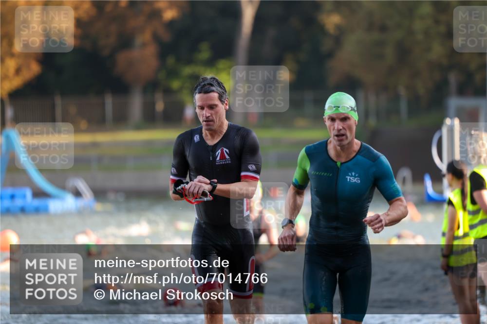 08.09.2024 - Stadtparktriathlon Michael Strokosch http://msf.ph/oto/7014766 08.09.2024 08:46:27 Schwimmen 1, 22, 34, 62, 71 meine-sportfotos.de