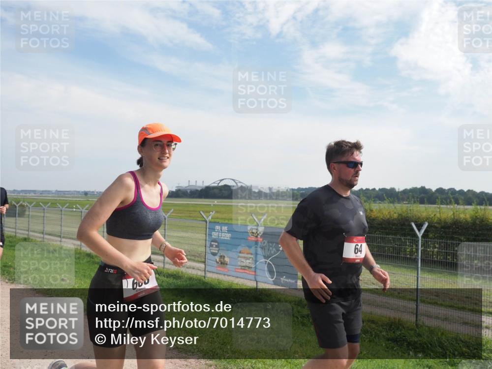 08.09.2024 - Airport Race Miley Keyser http://msf.ph/oto/7014773 08.09.2024 12:36:21 Laufen OLYMPUS, DIGITAL, CAMERA meine-sportfotos.de