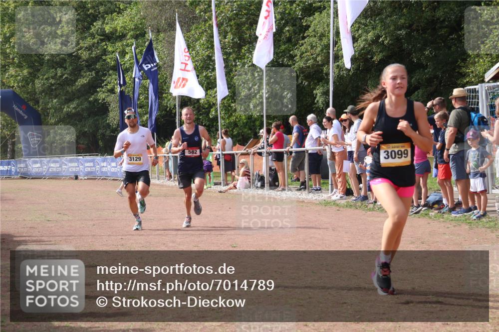 08.09.2024 - Airport Race Strokosch-Dieckow http://msf.ph/oto/7014789 08.09.2024 12:06:07 Ziel 582, 3058, 3099, 3129 meine-sportfotos.de
