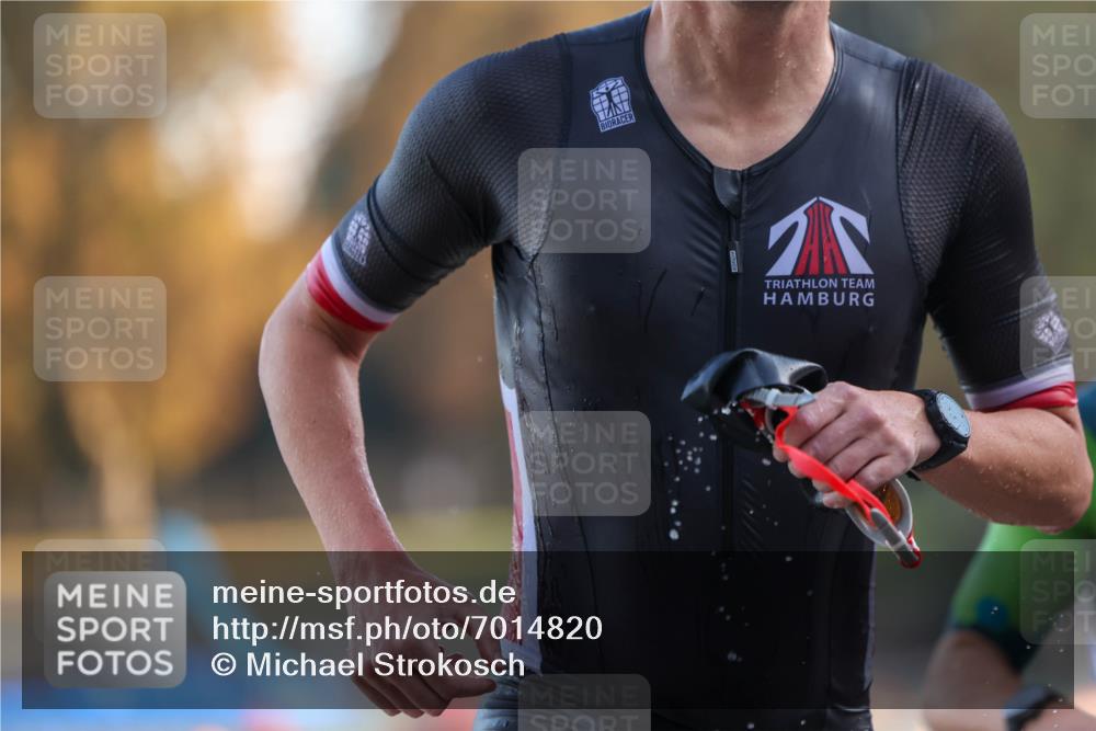 08.09.2024 - Stadtparktriathlon Michael Strokosch http://msf.ph/oto/7014820 08.09.2024 08:46:29 Schwimmen 1, 22, 34, 47, 62, 71 meine-sportfotos.de