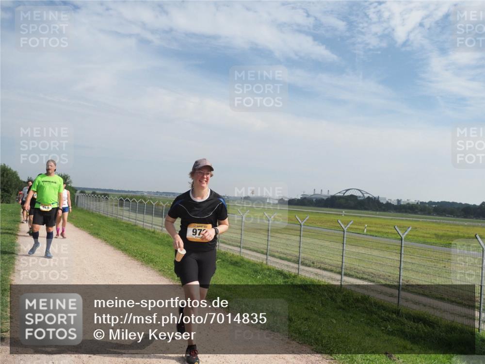 08.09.2024 - Airport Race Miley Keyser http://msf.ph/oto/7014835 08.09.2024 12:36:37 Laufen OLYMPUS, DIGITAL, CAMERA meine-sportfotos.de