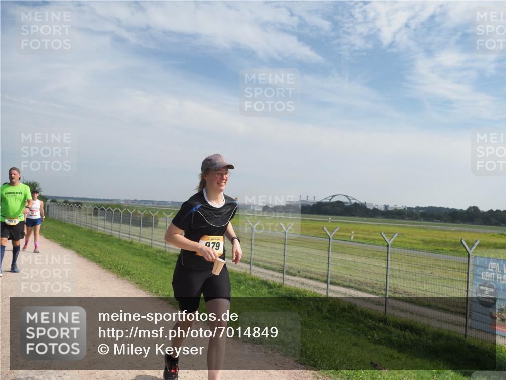 08.09.2024 - Airport Race Miley Keyser http://msf.ph/oto/7014849 08.09.2024 12:36:37 Laufen OLYMPUS, DIGITAL, CAMERA meine-sportfotos.de