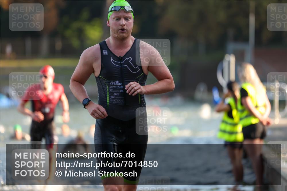 08.09.2024 - Stadtparktriathlon Michael Strokosch http://msf.ph/oto/7014850 08.09.2024 08:46:32 Schwimmen 22, 26, 34, 47, 71, 86 meine-sportfotos.de