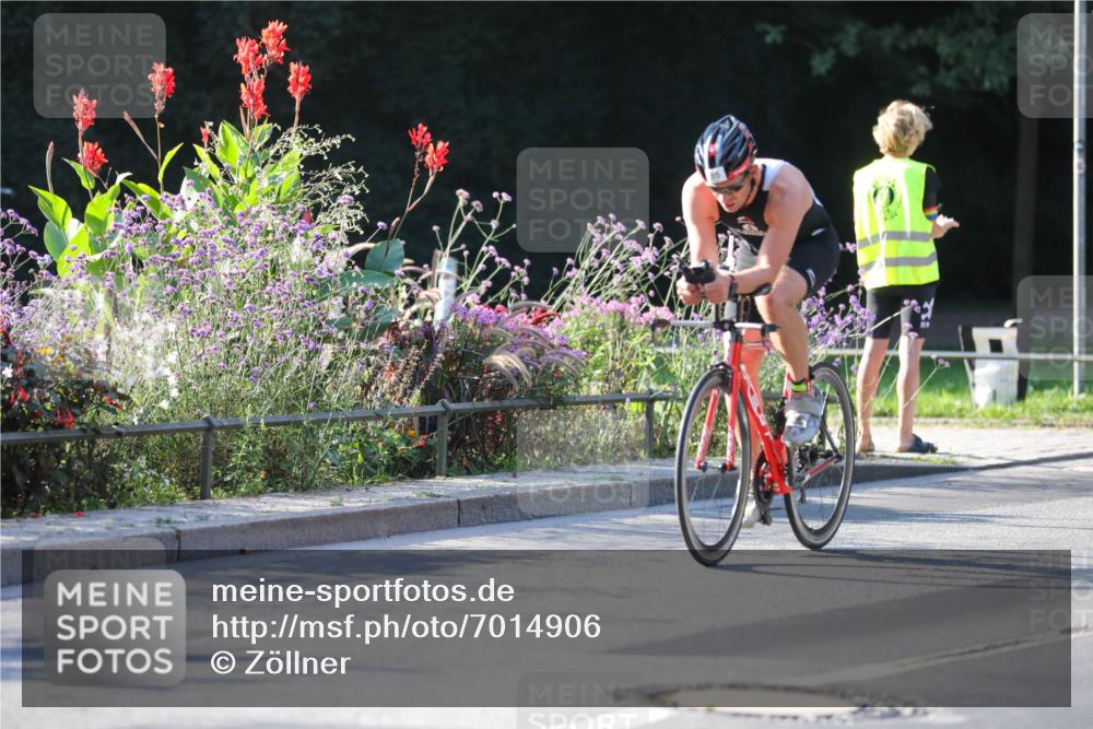 08.09.2024 - Stadtparktriathlon Zöllner http://msf.ph/oto/7014906 08.09.2024 09:22:59 Radfahren 94, 121, 123 meine-sportfotos.de