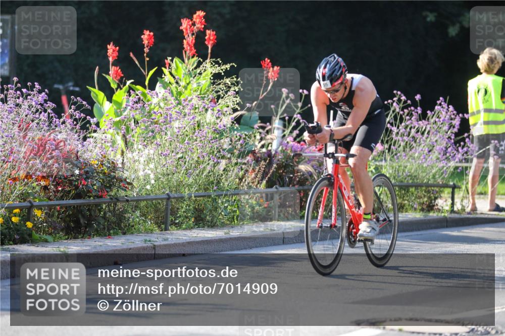 08.09.2024 - Stadtparktriathlon Zöllner http://msf.ph/oto/7014909 08.09.2024 09:22:59 Radfahren 94, 121, 123 meine-sportfotos.de
