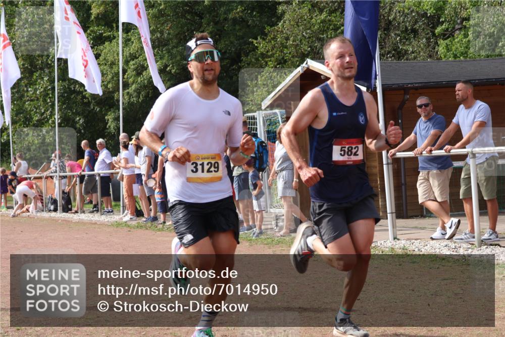 08.09.2024 - Airport Race Strokosch-Dieckow http://msf.ph/oto/7014950 08.09.2024 12:06:09 Ziel 435, 582, 2539, 3099, 3129 meine-sportfotos.de
