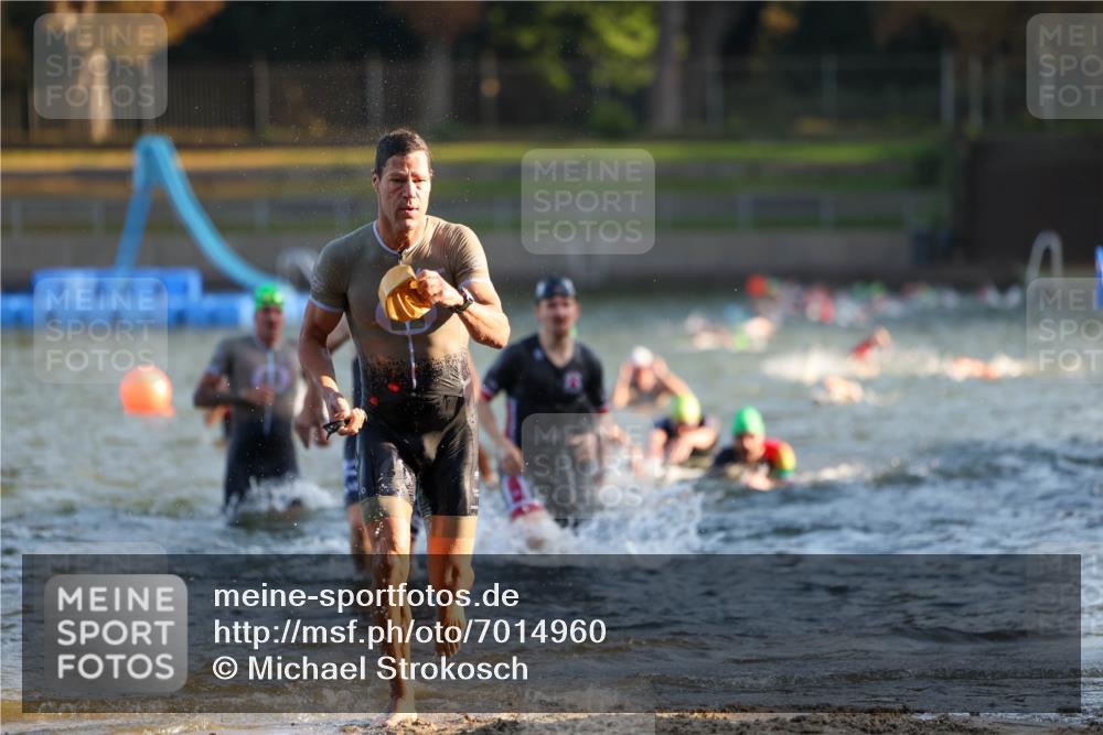 08.09.2024 - Stadtparktriathlon Michael Strokosch http://msf.ph/oto/7014960 08.09.2024 08:46:39 Schwimmen 19, 22, 25, 26, 29, 47, 50, 68, 77, 86 meine-sportfotos.de