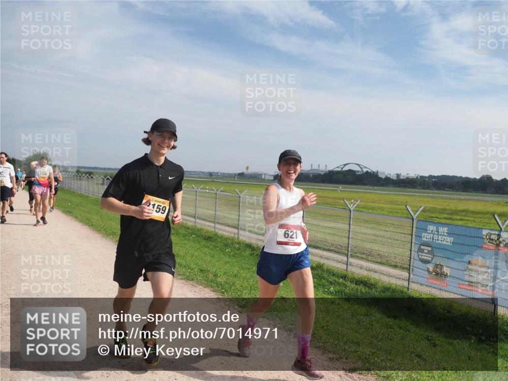 08.09.2024 - Airport Race Miley Keyser http://msf.ph/oto/7014971 08.09.2024 12:36:44 Laufen OLYMPUS, DIGITAL, CAMERA meine-sportfotos.de