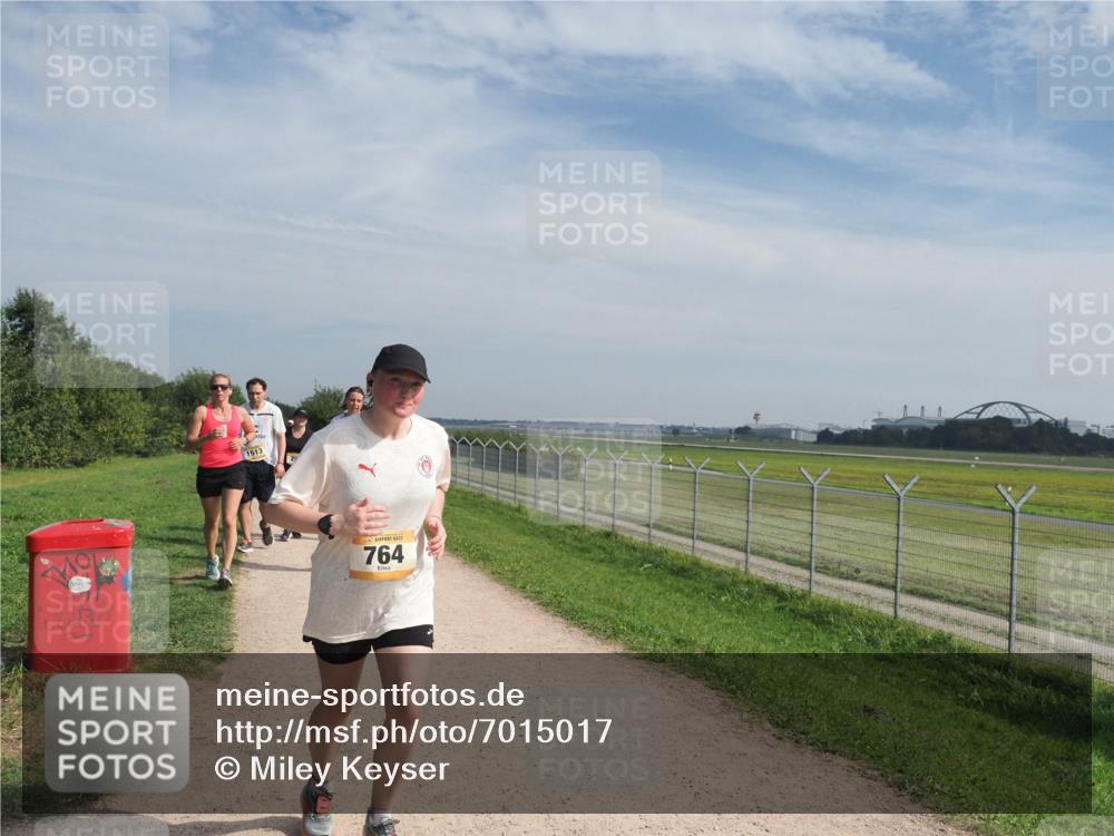 08.09.2024 - Airport Race Miley Keyser http://msf.ph/oto/7015017 08.09.2024 12:36:46 Laufen OLYMPUS, DIGITAL, CAMERA meine-sportfotos.de