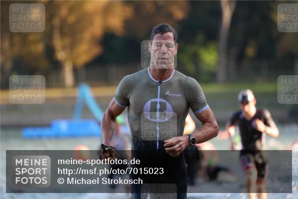 08.09.2024 - Stadtparktriathlon Michael Strokosch http://msf.ph/oto/7015023 08.09.2024 08:46:42 Schwimmen 19, 25, 26, 29, 33, 47, 50, 68, 77, 83, 86 meine-sportfotos.de
