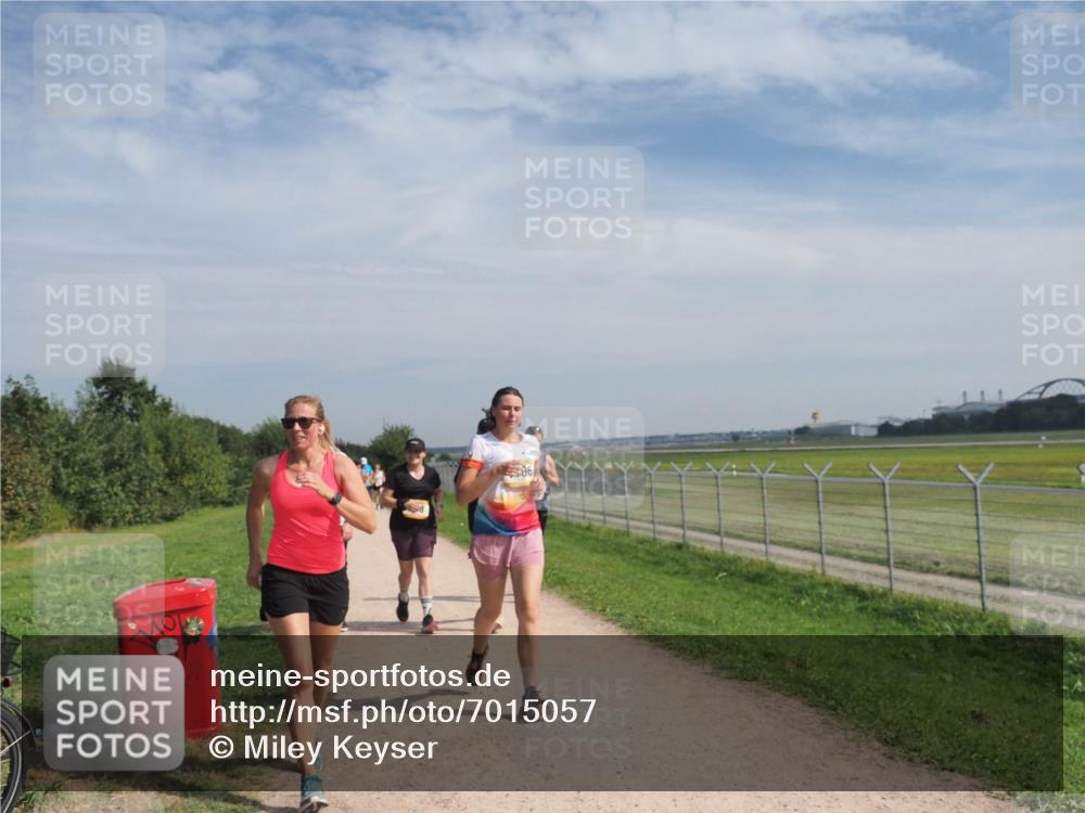 08.09.2024 - Airport Race Miley Keyser http://msf.ph/oto/7015057 08.09.2024 12:36:48 Laufen OLYMPUS, DIGITAL, CAMERA meine-sportfotos.de