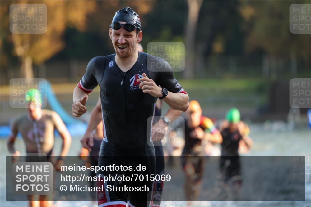08.09.2024 - Stadtparktriathlon Michael Strokosch http://msf.ph/oto/7015069 08.09.2024 08:46:45 Schwimmen 19, 25, 26, 29, 33, 50, 68, 77, 83, 86 meine-sportfotos.de