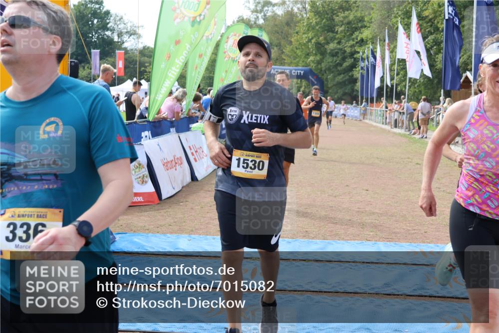 08.09.2024 - Airport Race Strokosch-Dieckow http://msf.ph/oto/7015082 08.09.2024 12:37:48 Ziel 66, 301, 336, 359, 690, 864, 1275, 1321, 1337, 1352, 1356, 1530 meine-sportfotos.de