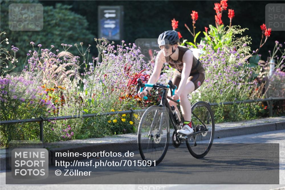 08.09.2024 - Stadtparktriathlon Zöllner http://msf.ph/oto/7015091 08.09.2024 09:25:51 Radfahren 91, 105, 141, 158, 167 meine-sportfotos.de