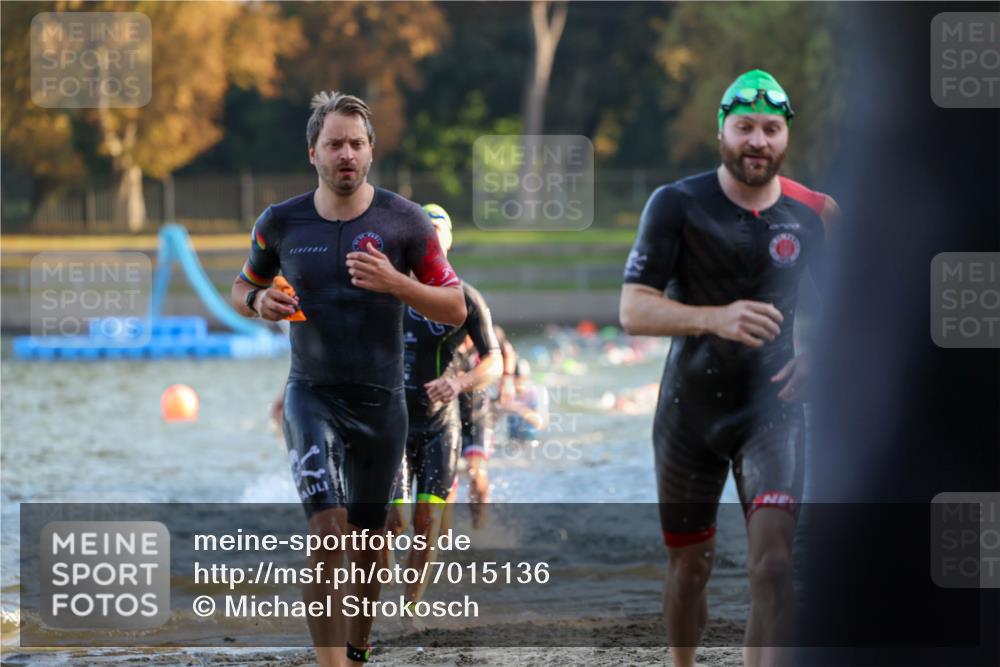 08.09.2024 - Stadtparktriathlon Michael Strokosch http://msf.ph/oto/7015136 08.09.2024 08:46:50 Schwimmen 19, 20, 25, 29, 33, 48, 50, 68, 77, 83, 89 meine-sportfotos.de