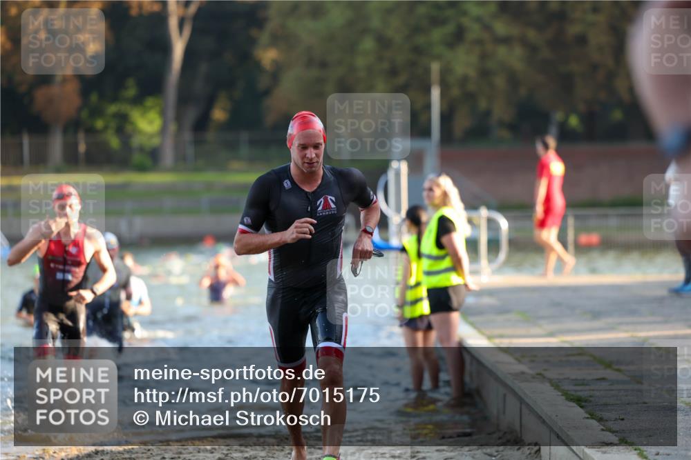 08.09.2024 - Stadtparktriathlon Michael Strokosch http://msf.ph/oto/7015175 08.09.2024 08:46:53 Schwimmen 20, 25, 33, 48, 77, 83, 89 meine-sportfotos.de