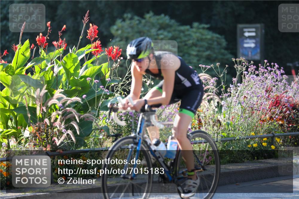08.09.2024 - Stadtparktriathlon Zöllner http://msf.ph/oto/7015183 08.09.2024 09:26:18 Radfahren 126, 132, 138, 155, 157, 159, 171, 175 meine-sportfotos.de