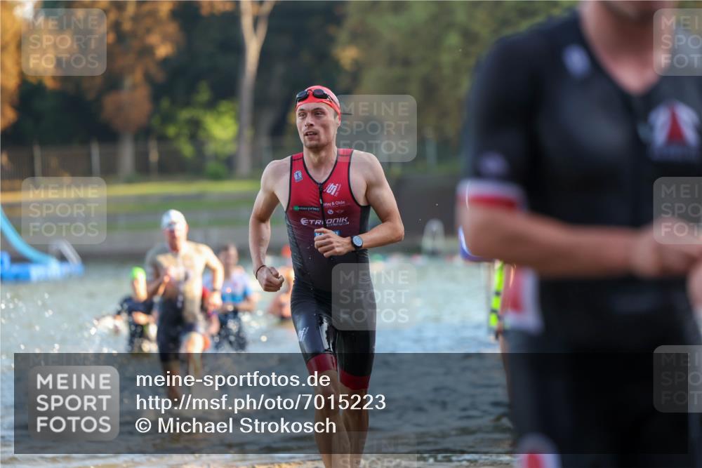 08.09.2024 - Stadtparktriathlon Michael Strokosch http://msf.ph/oto/7015223 08.09.2024 08:46:56 Schwimmen 3, 20, 33, 48, 80, 83, 89 meine-sportfotos.de
