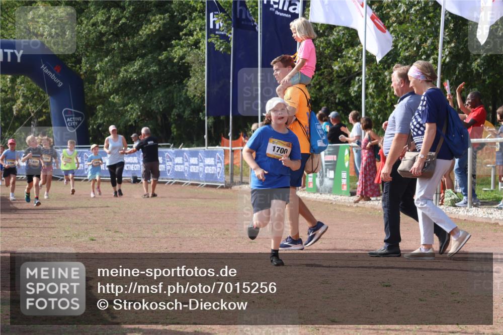 08.09.2024 - Airport Race Strokosch-Dieckow http://msf.ph/oto/7015256 08.09.2024 11:31:47 Ziel 1700 meine-sportfotos.de