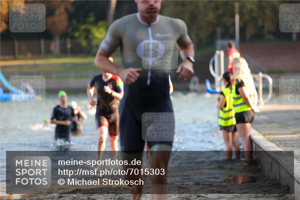 08.09.2024 - Stadtparktriathlon Michael Strokosch http://msf.ph/oto/7015303 08.09.2024 08:47:00 Schwimmen 3, 20, 48, 78, 80, 89 meine-sportfotos.de