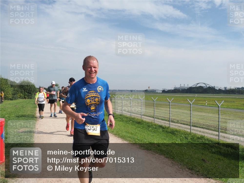 08.09.2024 - Airport Race Miley Keyser http://msf.ph/oto/7015313 08.09.2024 12:36:58 Laufen OLYMPUS, DIGITAL, CAMERA meine-sportfotos.de
