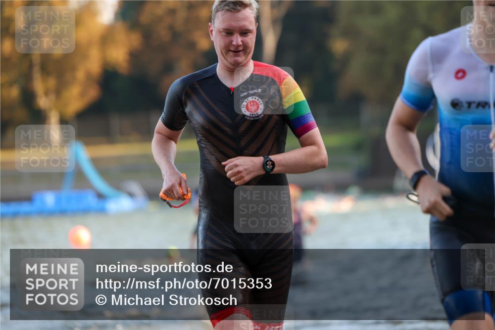 08.09.2024 - Stadtparktriathlon Michael Strokosch http://msf.ph/oto/7015353 08.09.2024 08:47:04 Schwimmen 3, 20, 78, 80, 89 meine-sportfotos.de