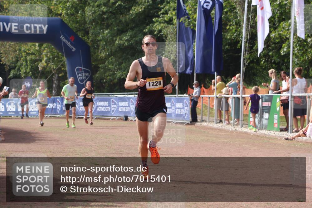 08.09.2024 - Airport Race Strokosch-Dieckow http://msf.ph/oto/7015401 08.09.2024 12:06:35 Ziel 1228, 2807, 2868 meine-sportfotos.de
