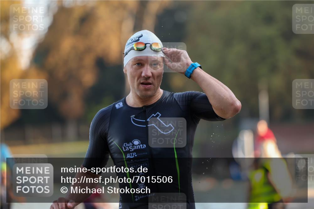 08.09.2024 - Stadtparktriathlon Michael Strokosch http://msf.ph/oto/7015506 08.09.2024 08:47:13 Schwimmen 39, 44, 78 meine-sportfotos.de