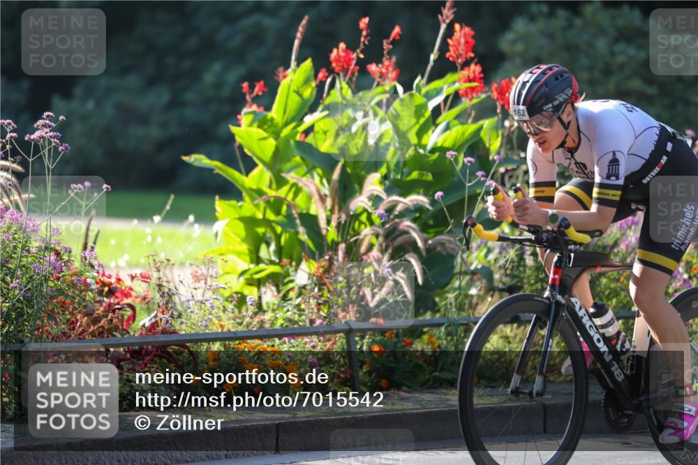 08.09.2024 - Stadtparktriathlon Zöllner http://msf.ph/oto/7015542 08.09.2024 09:28:22 Radfahren 146, 162 meine-sportfotos.de