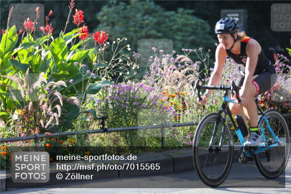 08.09.2024 - Stadtparktriathlon Zöllner http://msf.ph/oto/7015565 08.09.2024 09:28:36 Radfahren 52, 103, 143, 146 meine-sportfotos.de