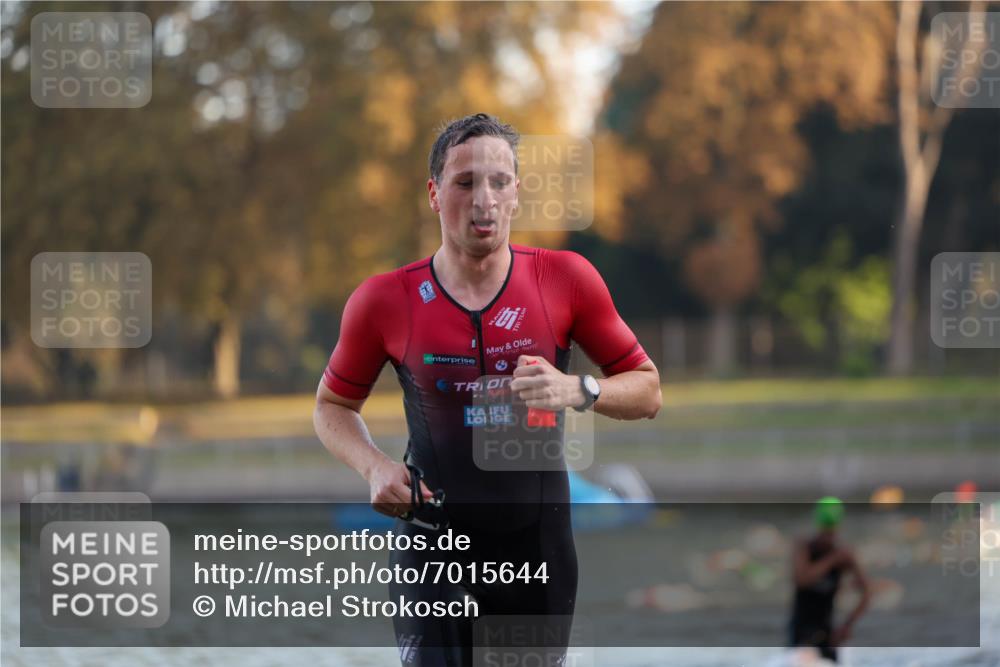 08.09.2024 - Stadtparktriathlon Michael Strokosch http://msf.ph/oto/7015644 08.09.2024 08:47:23 Schwimmen 39, 55 meine-sportfotos.de