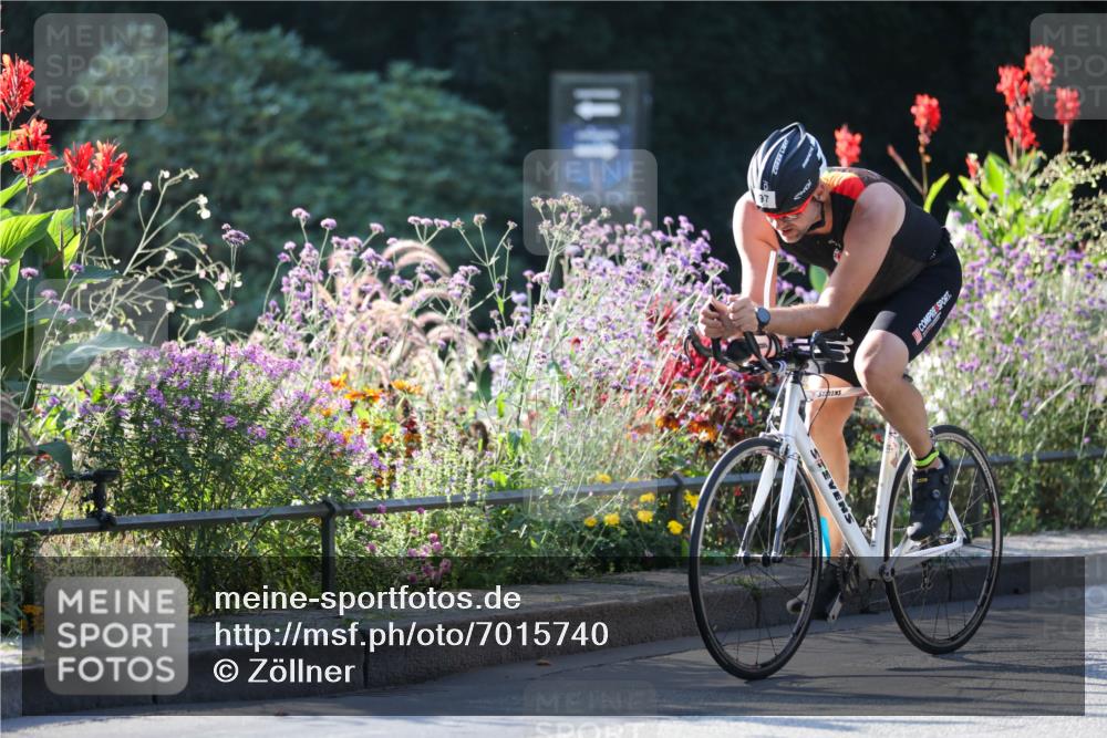 08.09.2024 - Stadtparktriathlon Zöllner http://msf.ph/oto/7015740 08.09.2024 09:31:00 Radfahren 97, 174, 178 meine-sportfotos.de