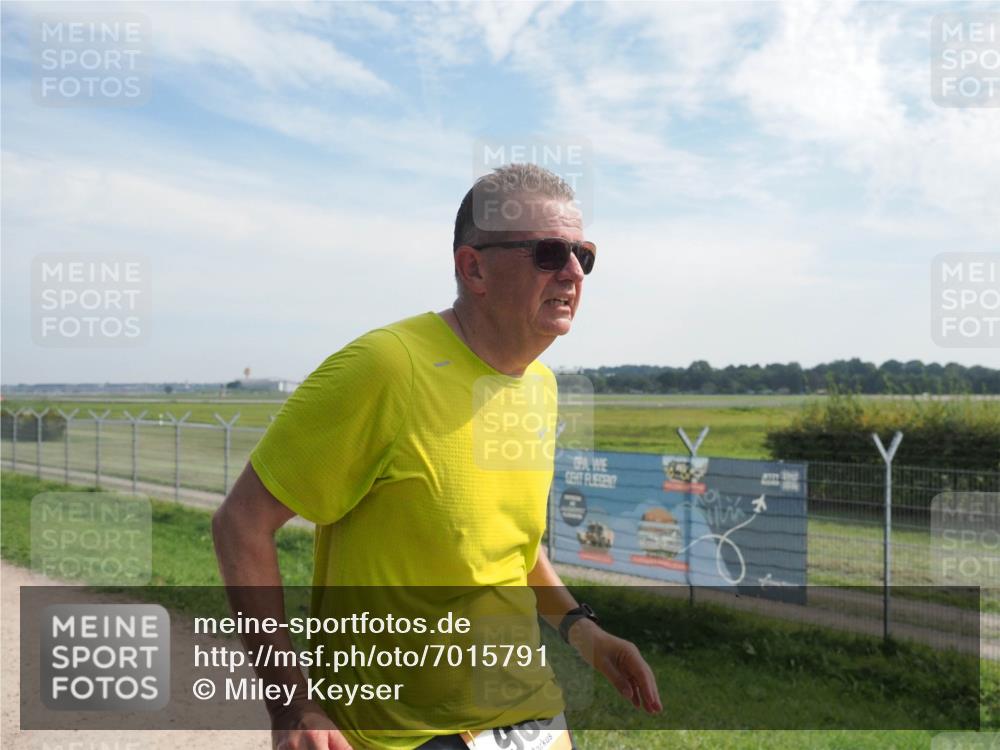 08.09.2024 - Airport Race Miley Keyser http://msf.ph/oto/7015791 08.09.2024 12:37:26 Laufen OLYMPUS, DIGITAL, CAMERA meine-sportfotos.de