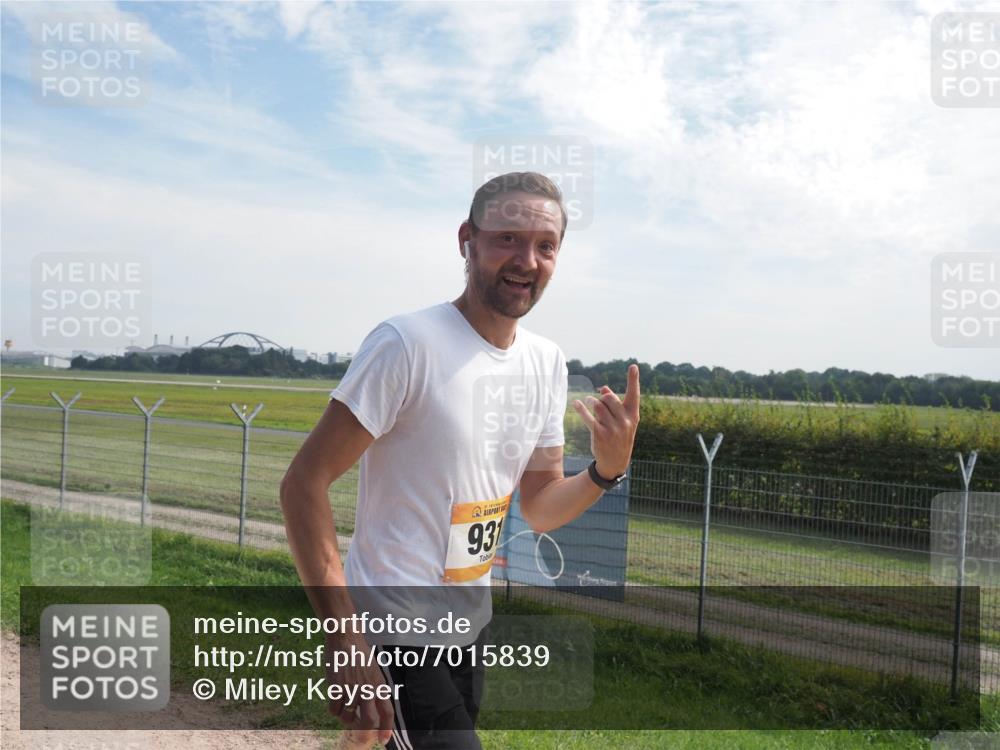 08.09.2024 - Airport Race Miley Keyser http://msf.ph/oto/7015839 08.09.2024 12:37:30 Laufen OLYMPUS, DIGITAL, CAMERA meine-sportfotos.de