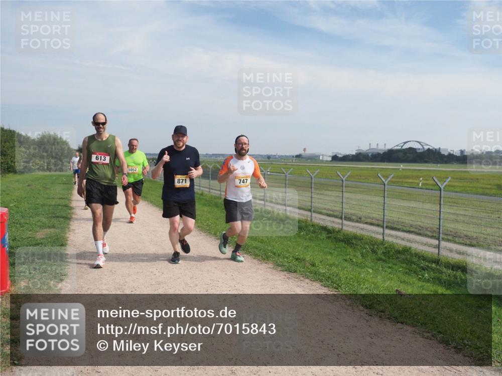 08.09.2024 - Airport Race Miley Keyser http://msf.ph/oto/7015843 08.09.2024 12:37:34 Laufen OLYMPUS, DIGITAL, CAMERA meine-sportfotos.de