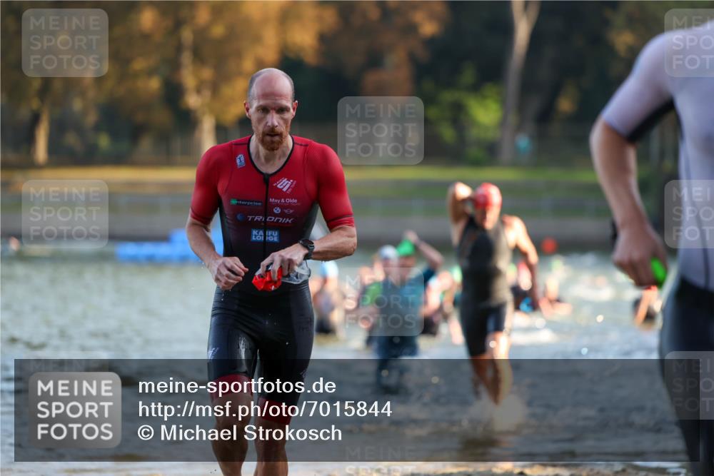 08.09.2024 - Stadtparktriathlon Michael Strokosch http://msf.ph/oto/7015844 08.09.2024 08:47:47 Schwimmen 18, 28, 30, 31, 41, 45, 63, 76, 85 meine-sportfotos.de
