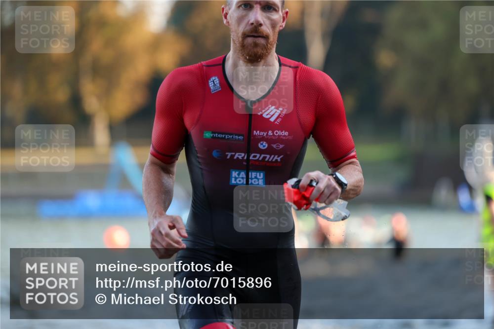 08.09.2024 - Stadtparktriathlon Michael Strokosch http://msf.ph/oto/7015896 08.09.2024 08:47:48 Schwimmen 18, 28, 30, 31, 41, 45, 54, 63, 76, 85 meine-sportfotos.de
